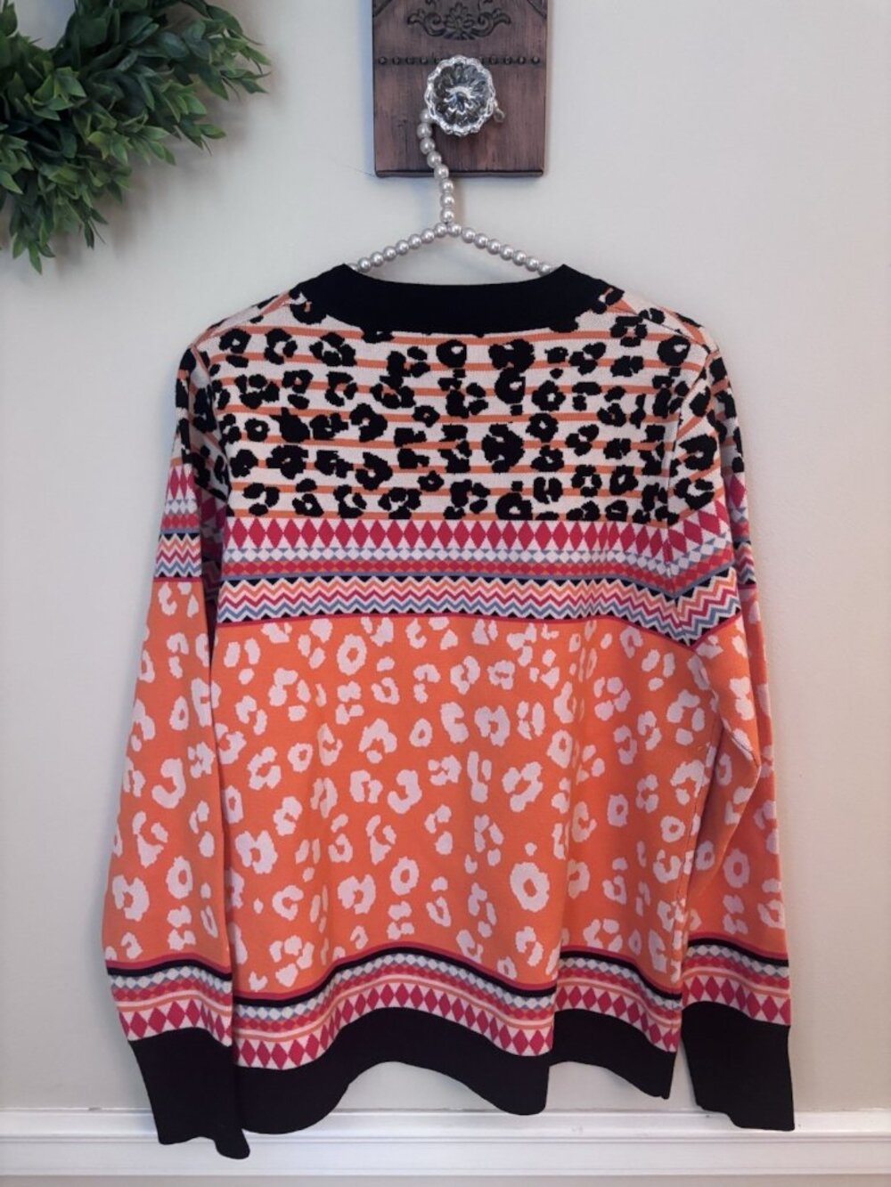 NWT Andree By Unit Size Large The Frisco Sweater Orange Animal Print - Picture 4 of 6